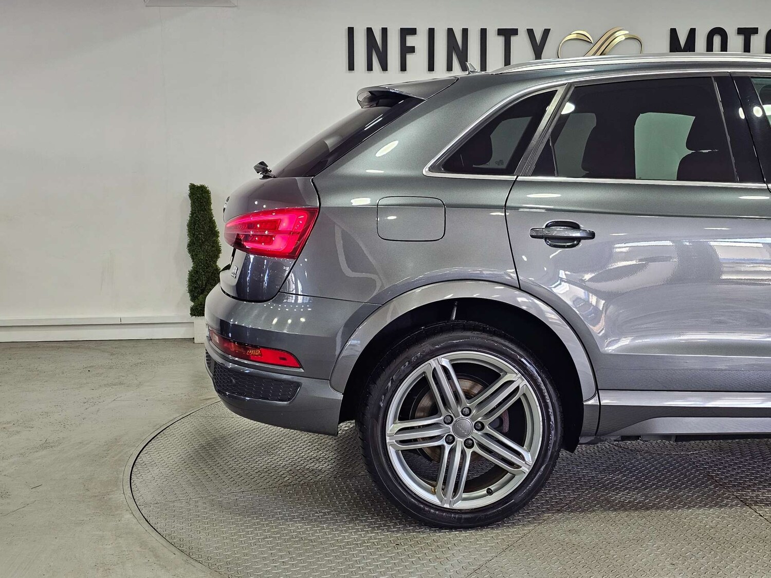 Used Audi Q3 2016 for sale - 76972394: Photo 36