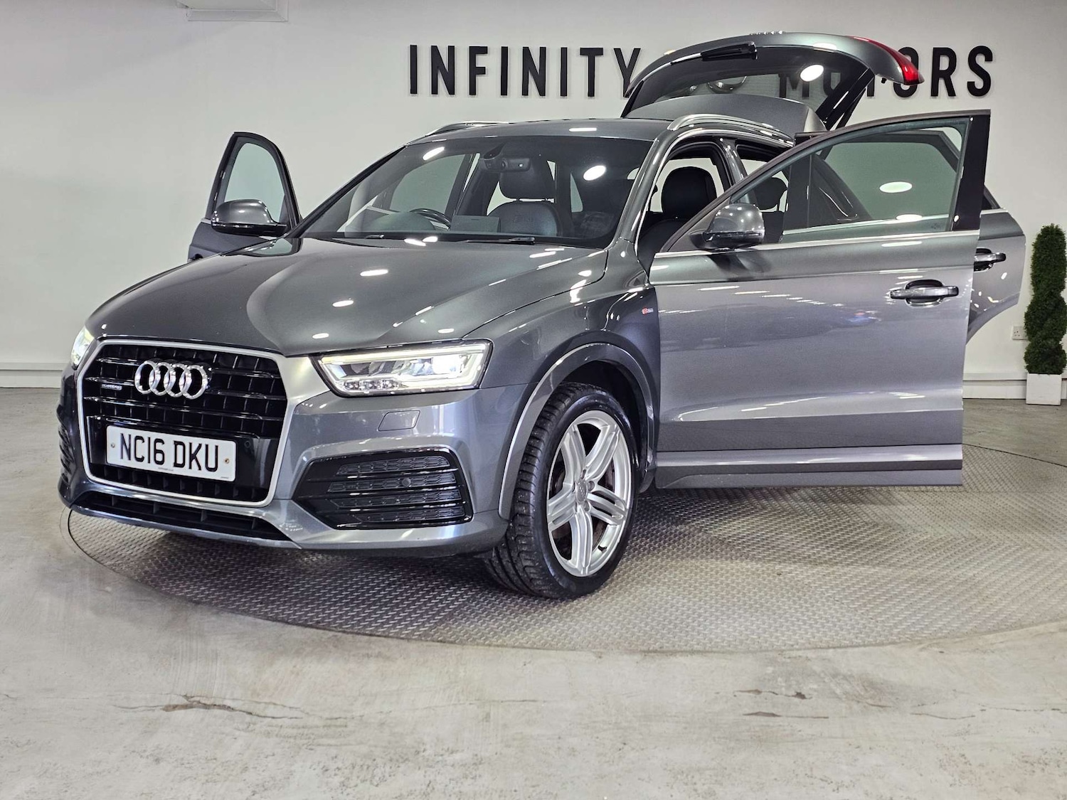 Used Audi Q3 2016 for sale - 76972394: Photo 45
