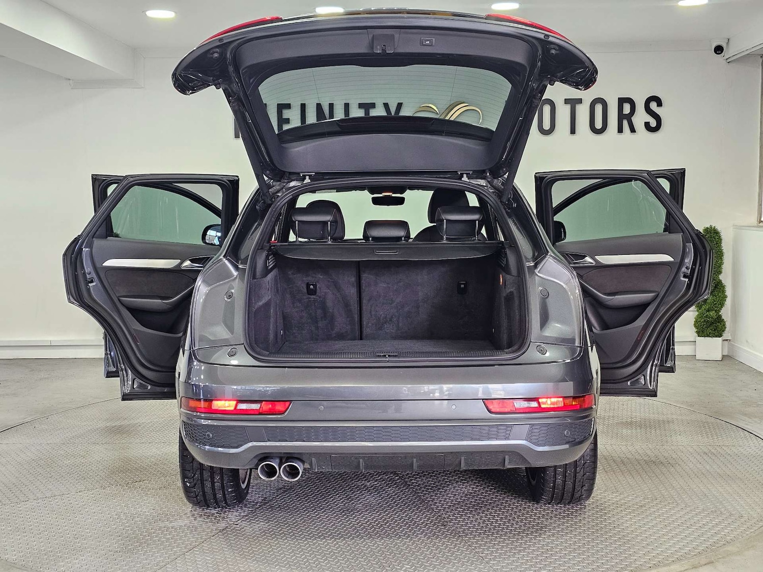 Used Audi Q3 2016 for sale - 76972394: Photo 48