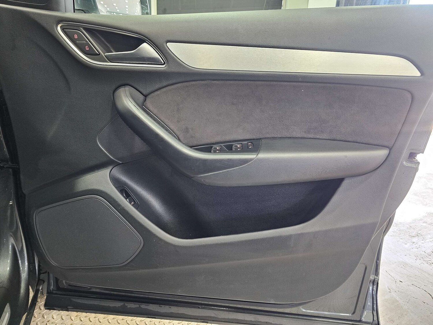 Used Audi Q3 2016 for sale - 76972394: Photo 54