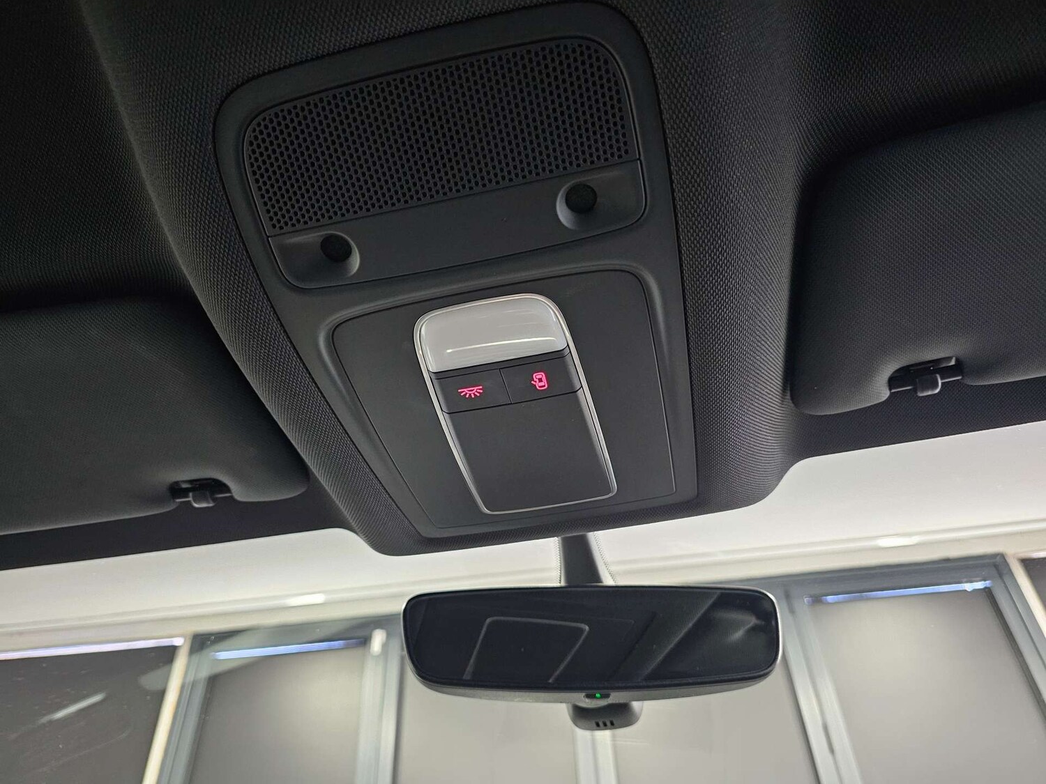 Used Audi Q3 2016 for sale - 76972394: Photo 77