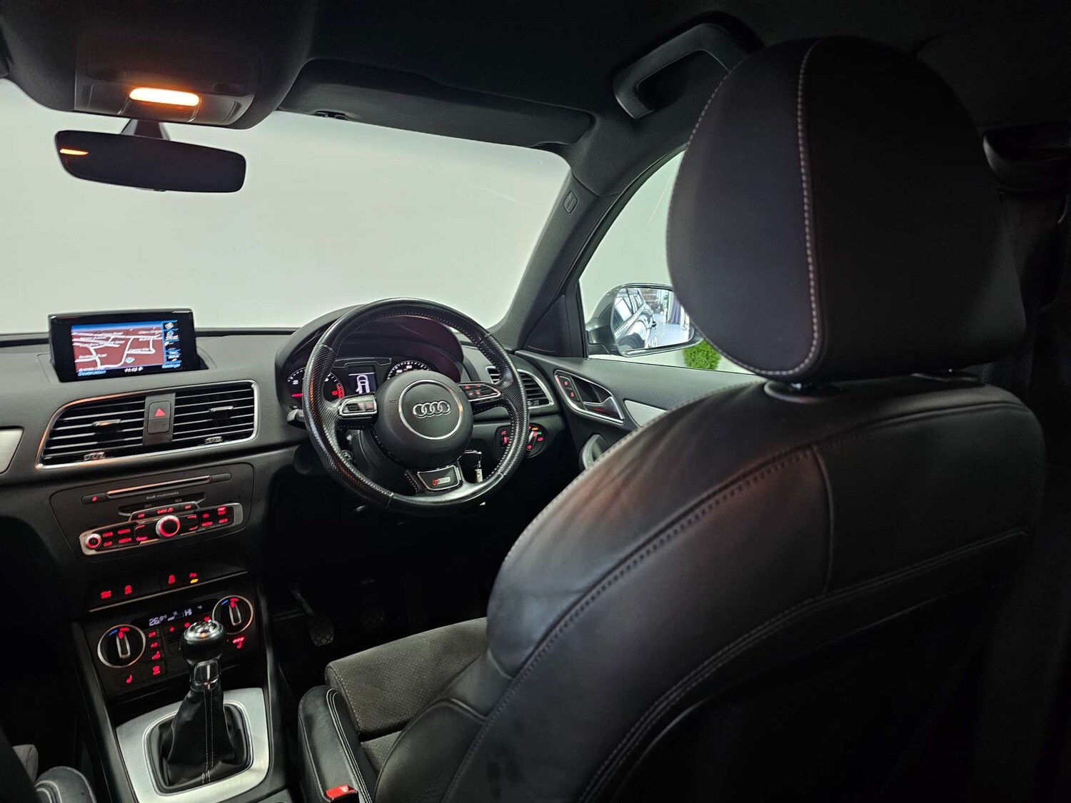 Used Audi Q3 2016 for sale - 76972394: Photo 92