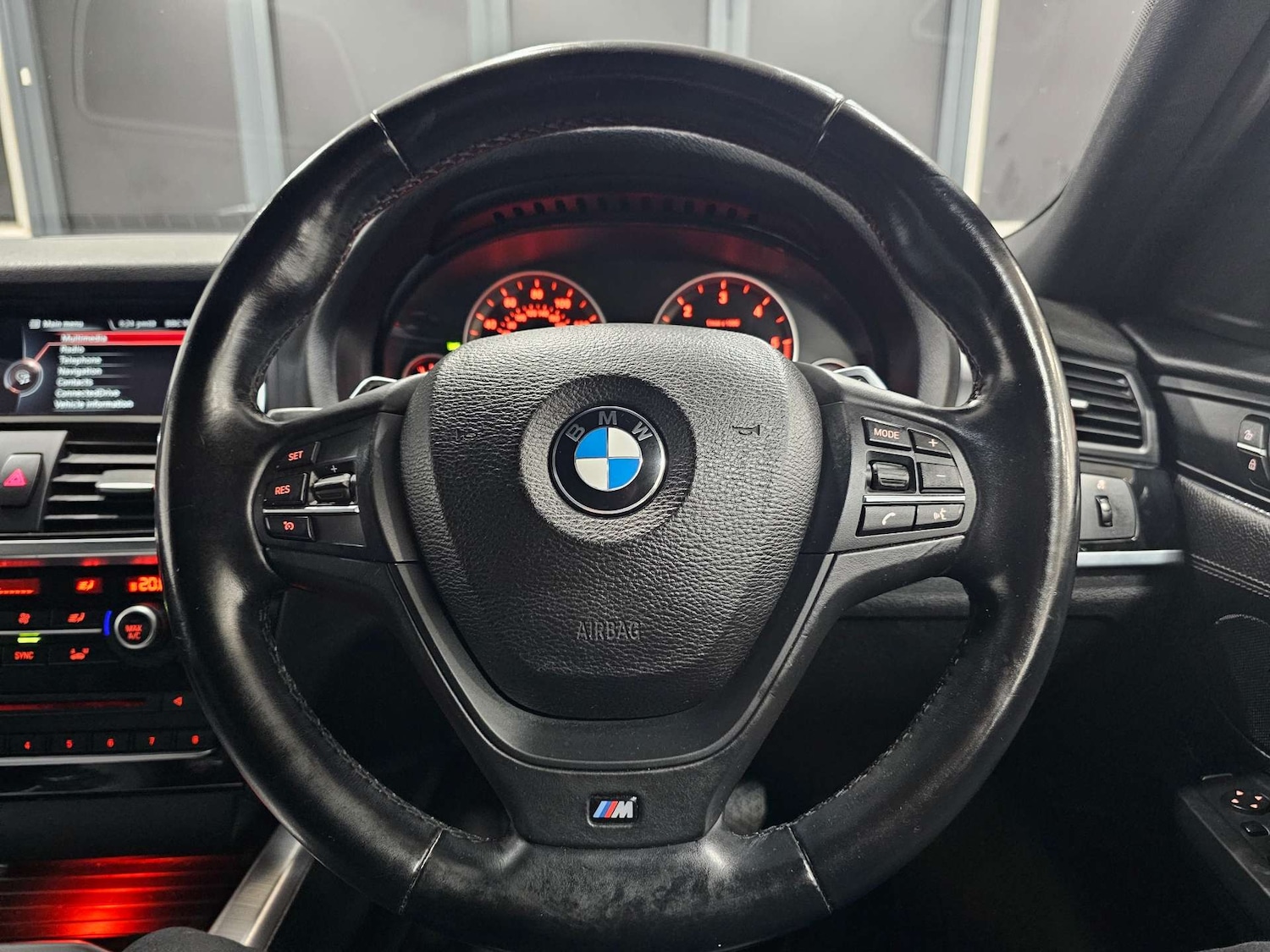 Used BMW X4 2015 for sale - 76972386: Photo 56