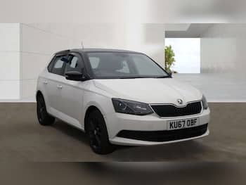 Used Skoda Fabia 2017 for sale - 79786800: Photo