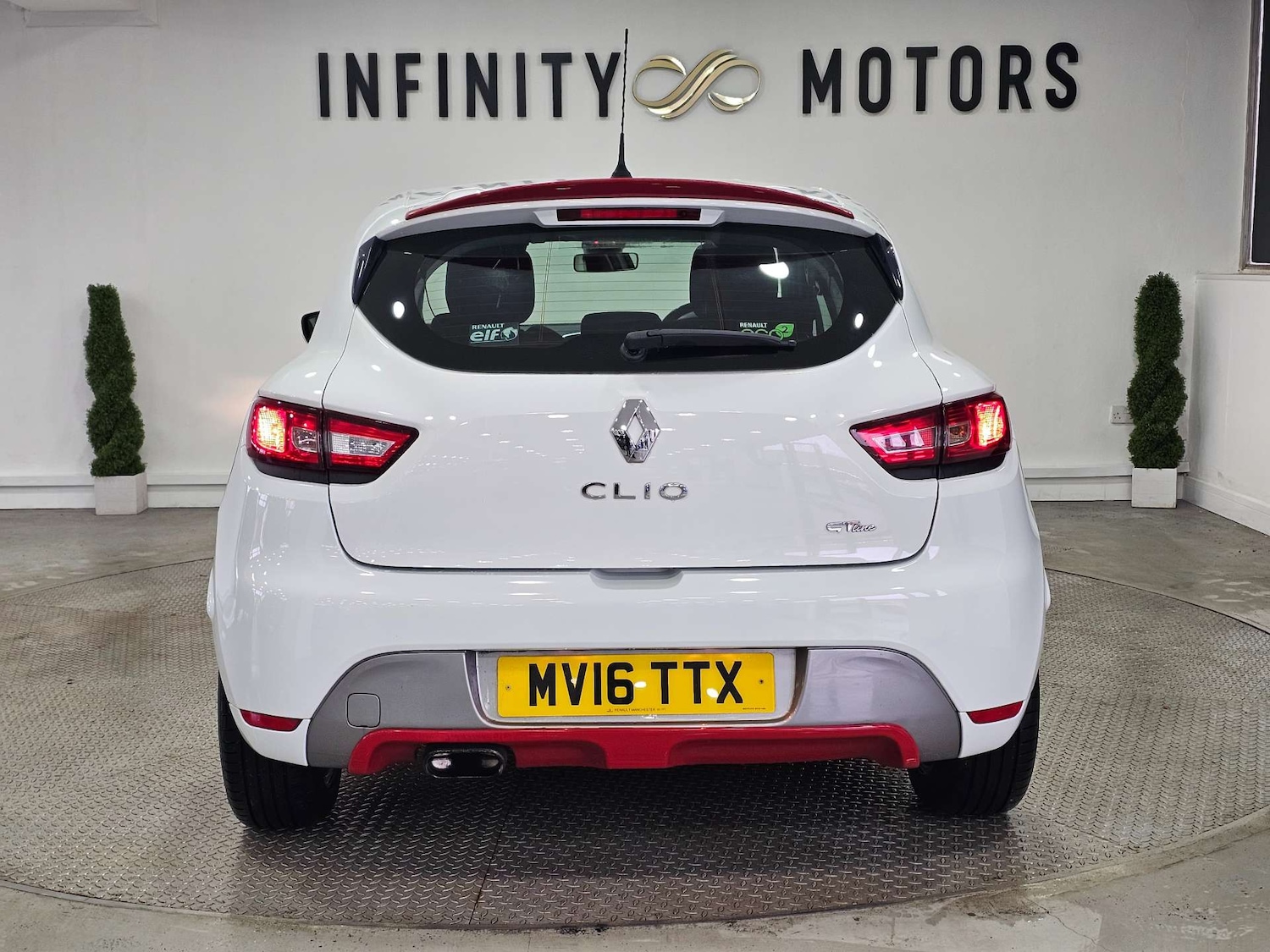 Used Renault Clio 2016 for sale - 77482426: Photo 29