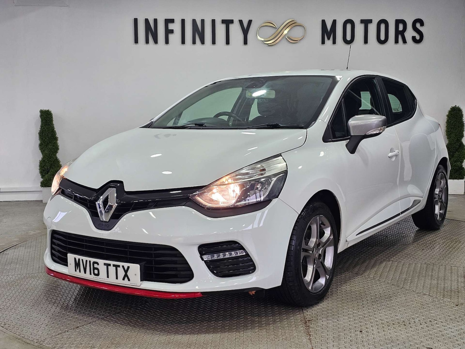 Used Renault Clio 2016 for sale - 77482426: Photo 4