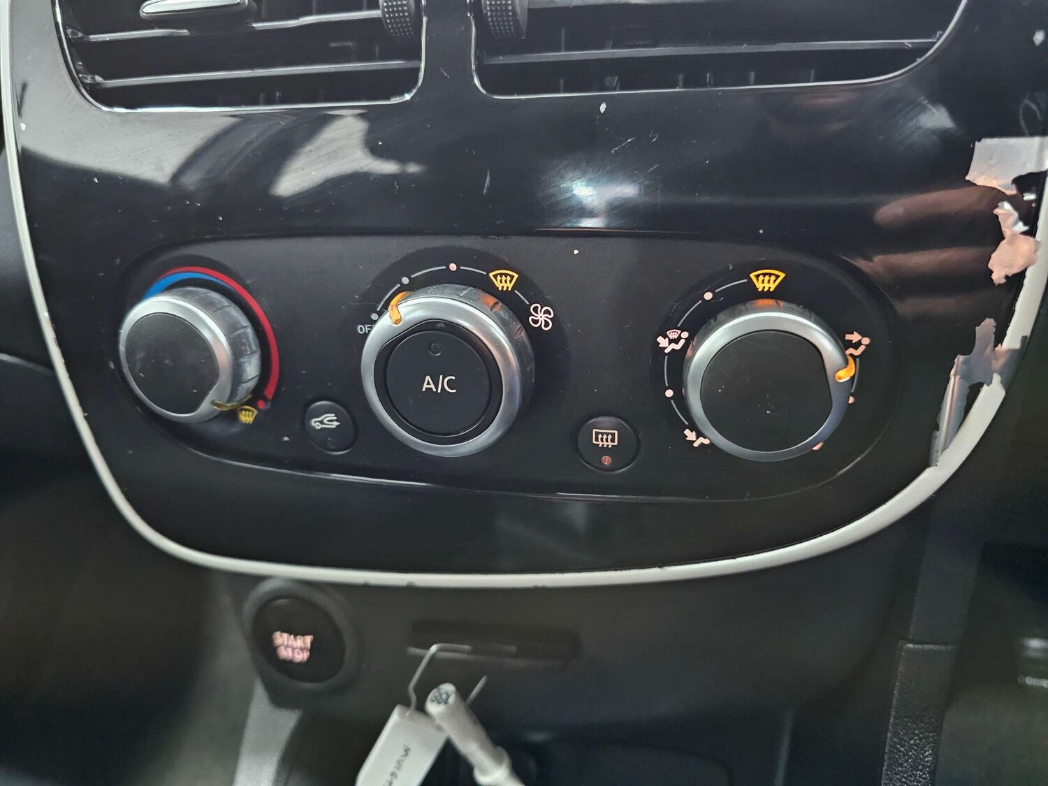 Used Renault Clio 2016 for sale - 77482426: Photo 63