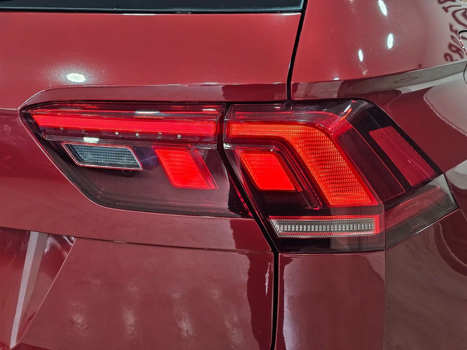 Used Volkswagen Tiguan 2019 for sale - 77469882: Photo 32