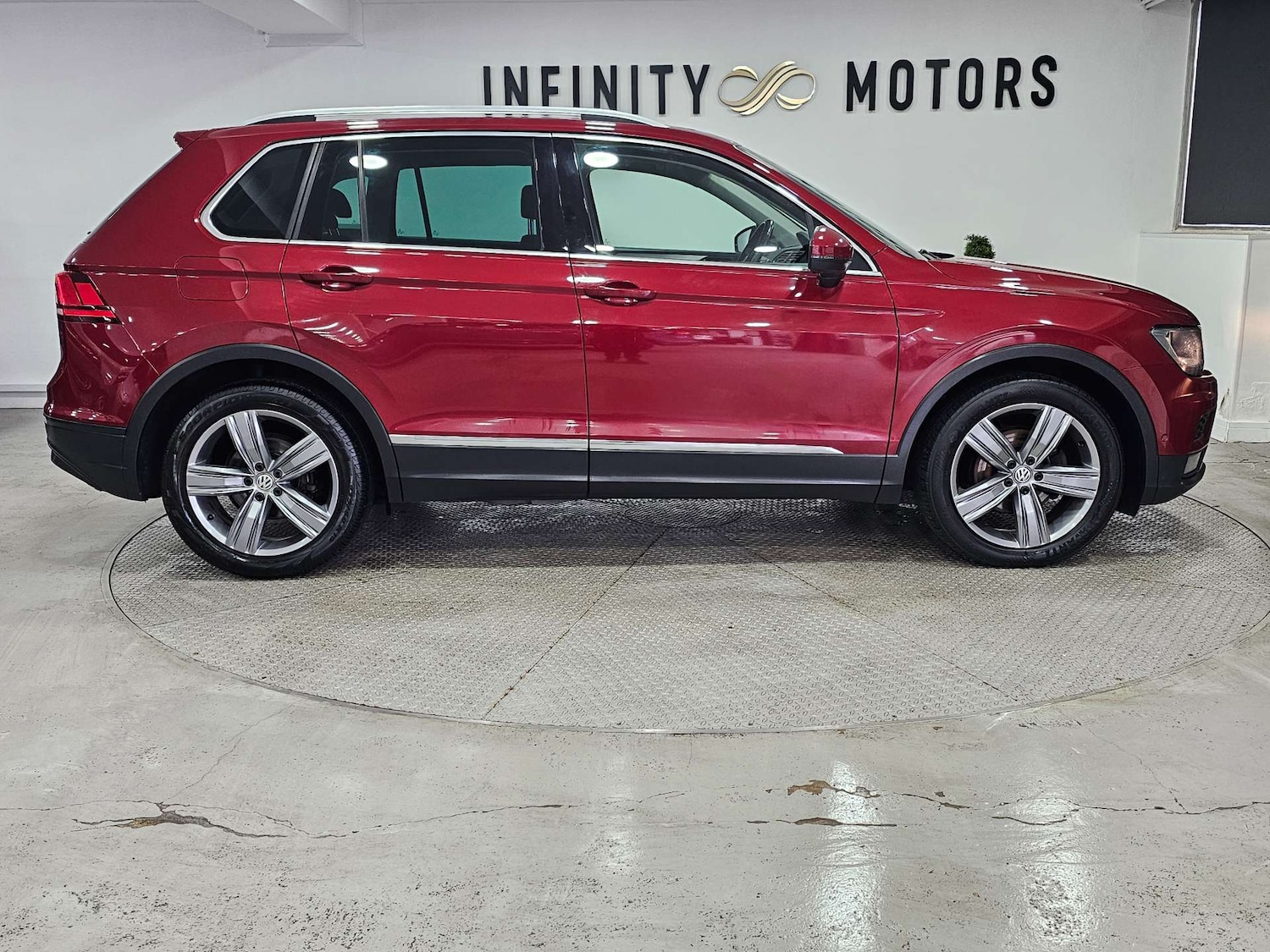 Used Volkswagen Tiguan 2019 for sale - 77469882: Photo 35