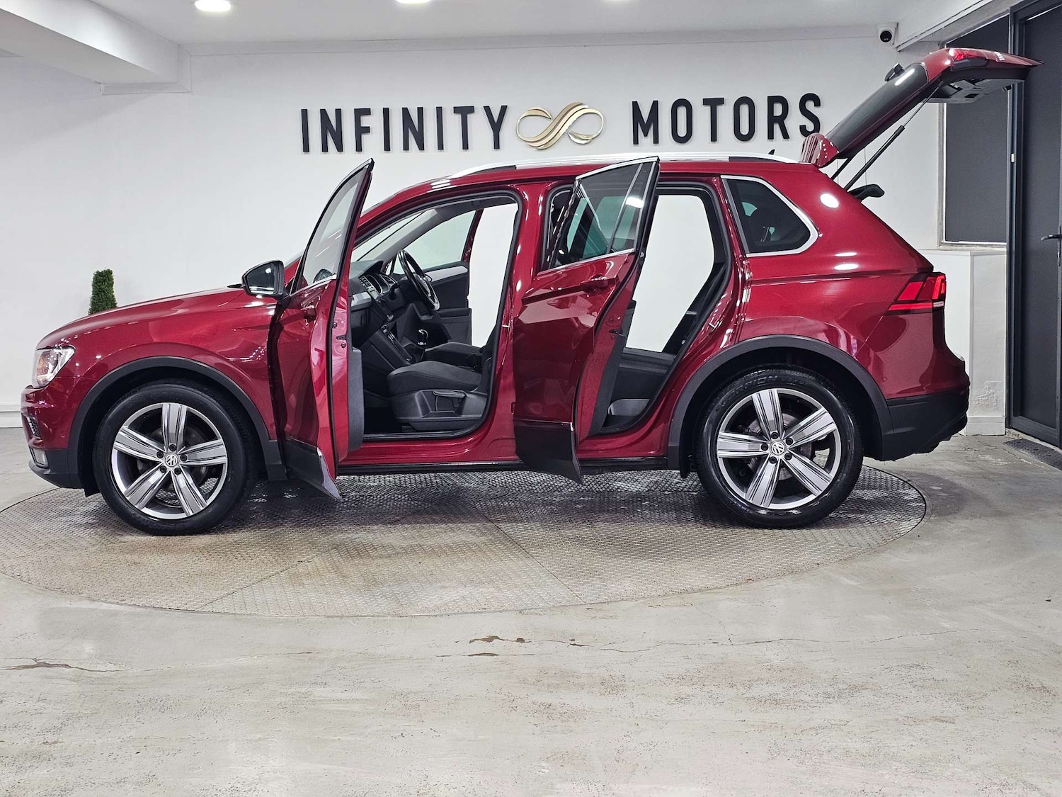 Used Volkswagen Tiguan 2019 for sale - 77469882: Photo 45