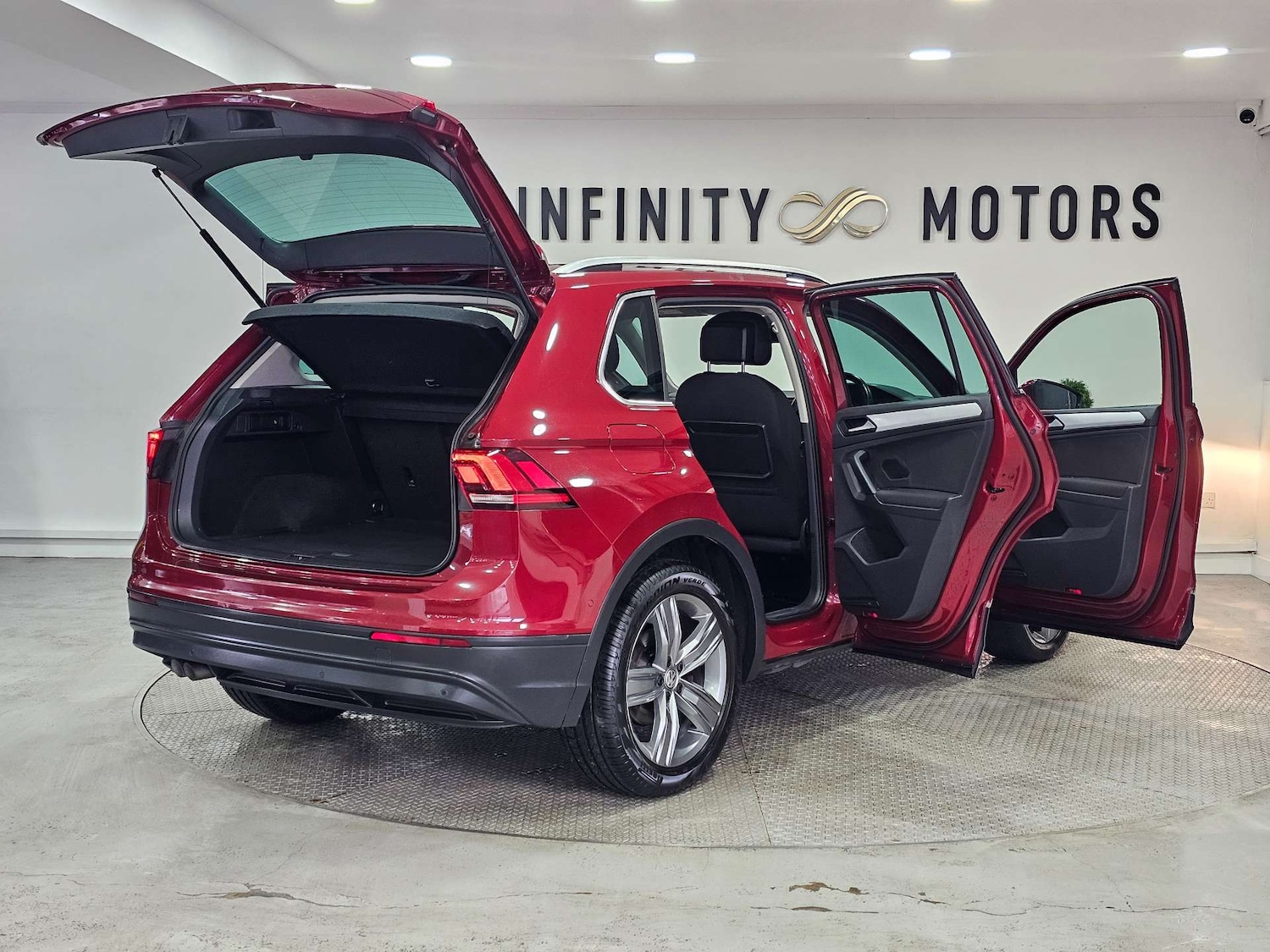 Used Volkswagen Tiguan 2019 for sale - 77469882: Photo 48