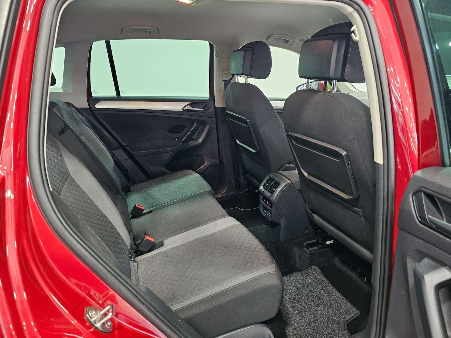 Used Volkswagen Tiguan 2019 for sale - 77469882: Photo 80