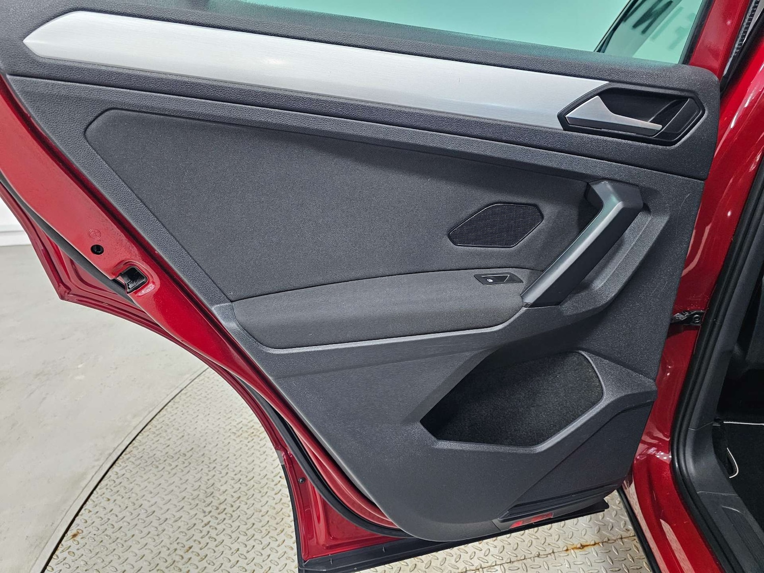 Used Volkswagen Tiguan 2019 for sale - 77469882: Photo 97