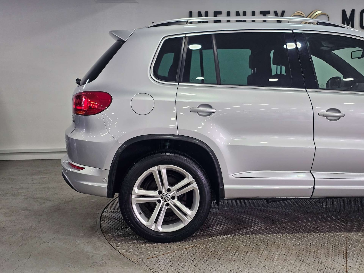 Used Volkswagen Tiguan 2016 for sale - 77326134: Photo 35