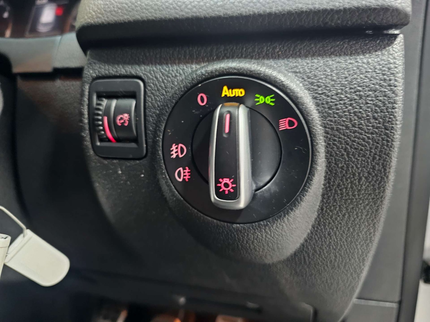 Used Volkswagen Tiguan 2016 for sale - 77326134: Photo 56