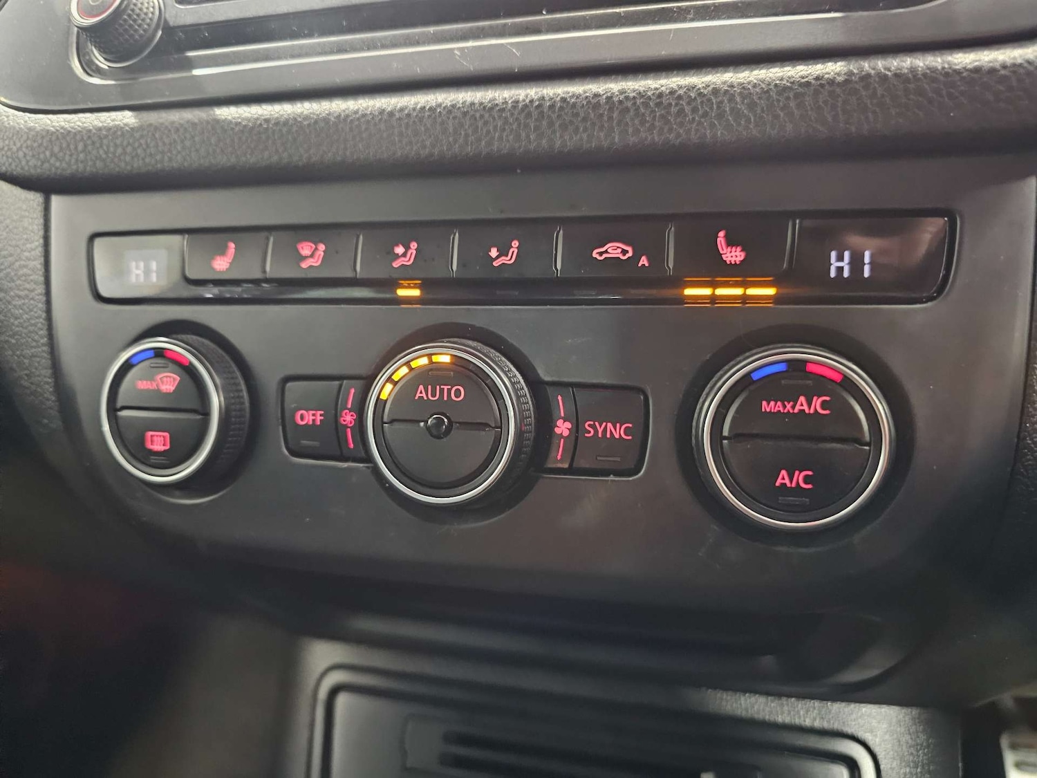 Used Volkswagen Tiguan 2016 for sale - 77326134: Photo 65