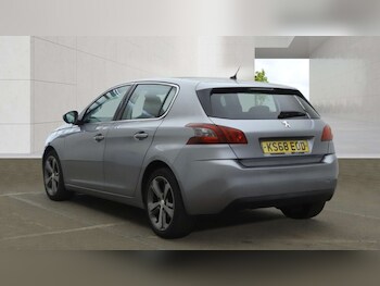 Used Peugeot 308 2018 for sale - 79167211: Photo