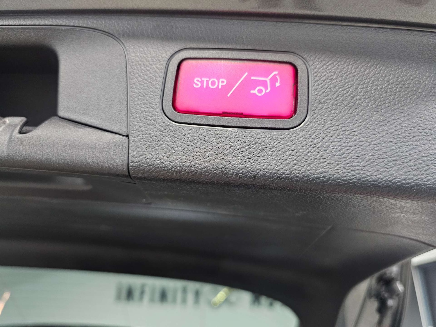 Used Mercedes-Benz GLC 2020 for sale - 76972319: Photo 15