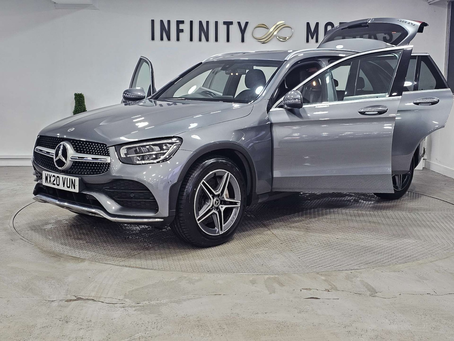 Used Mercedes-Benz GLC 2020 for sale - 76972319: Photo 46