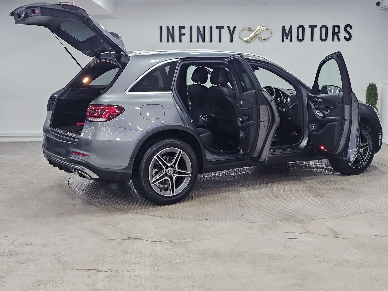 Used Mercedes-Benz GLC 2020 for sale - 76972319: Photo 50