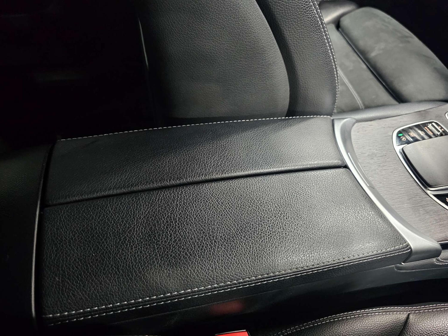 Used Mercedes-Benz GLC 2020 for sale - 76972319: Photo 64