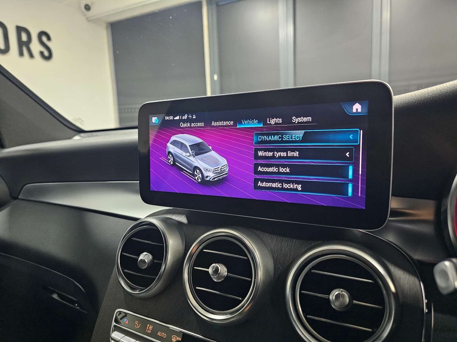 Used Mercedes-Benz GLC 2020 for sale - 76972319: Photo 79