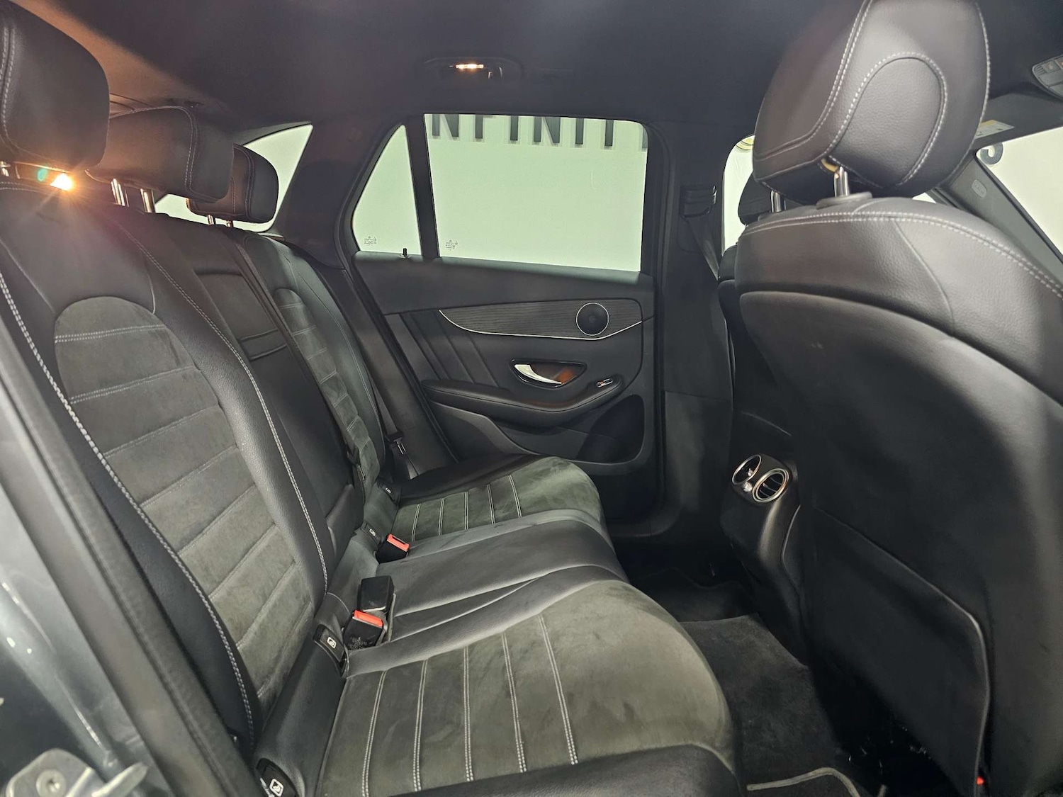 Used Mercedes-Benz GLC 2020 for sale - 76972319: Photo 80