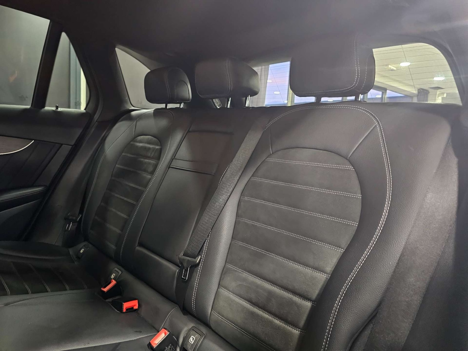 Used Mercedes-Benz GLC 2020 for sale - 76972319: Photo 90