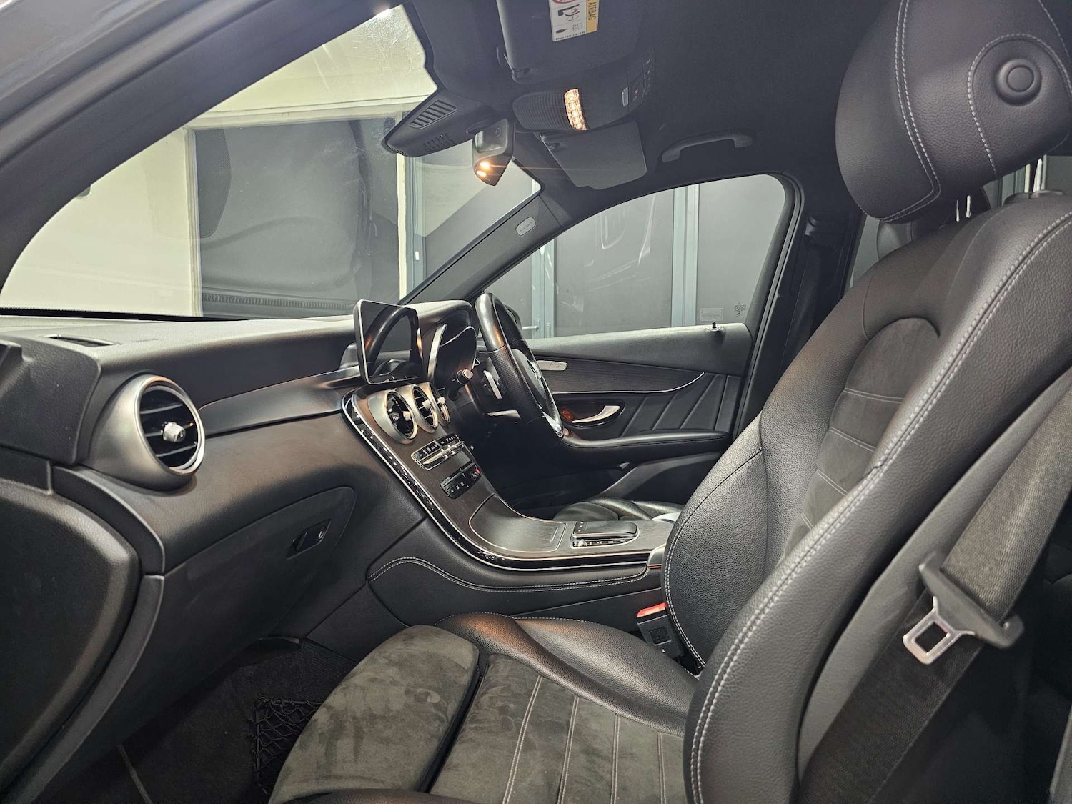 Used Mercedes-Benz GLC 2020 for sale - 76972319: Photo 91