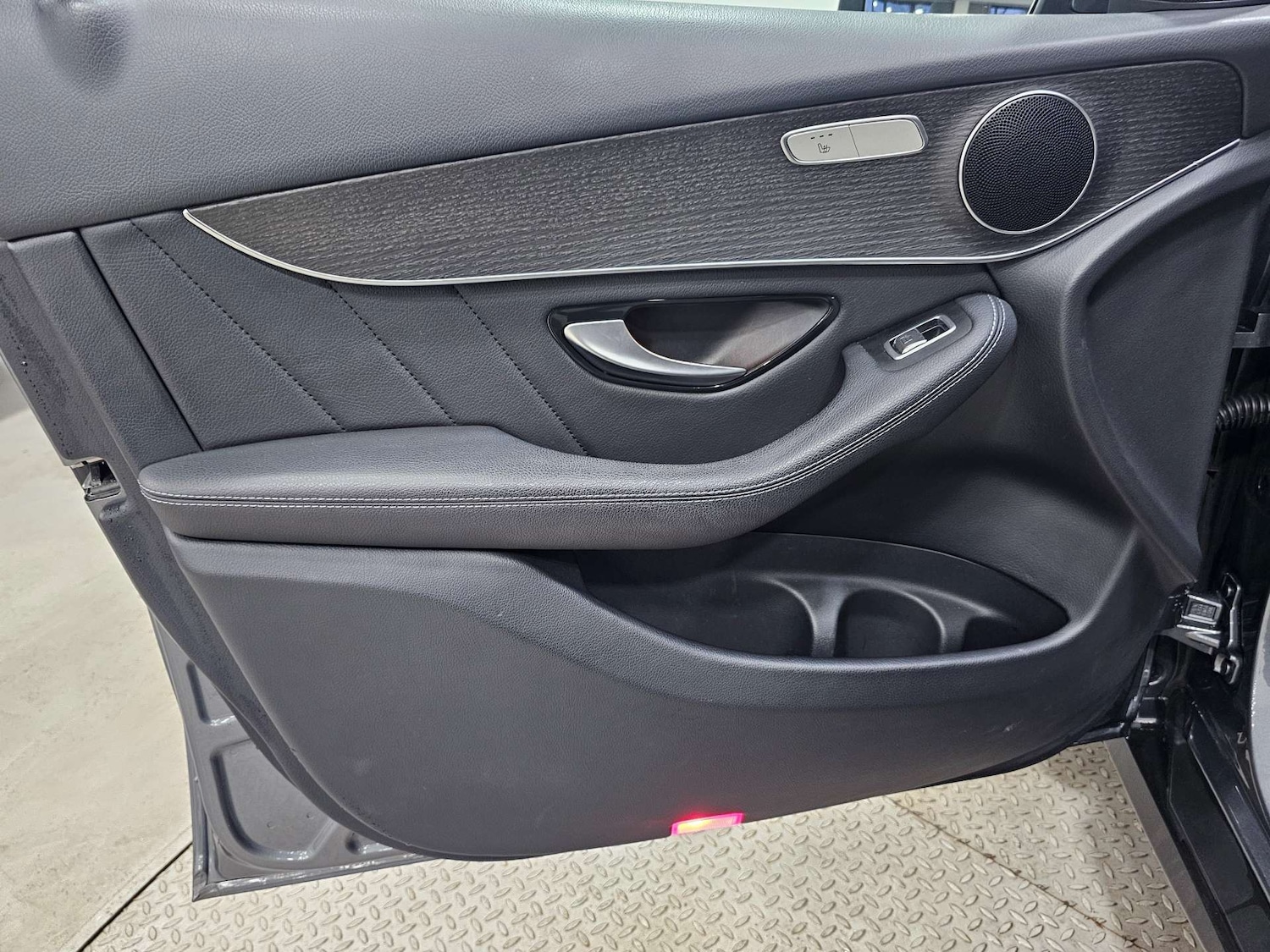 Used Mercedes-Benz GLC 2020 for sale - 76972319: Photo 93