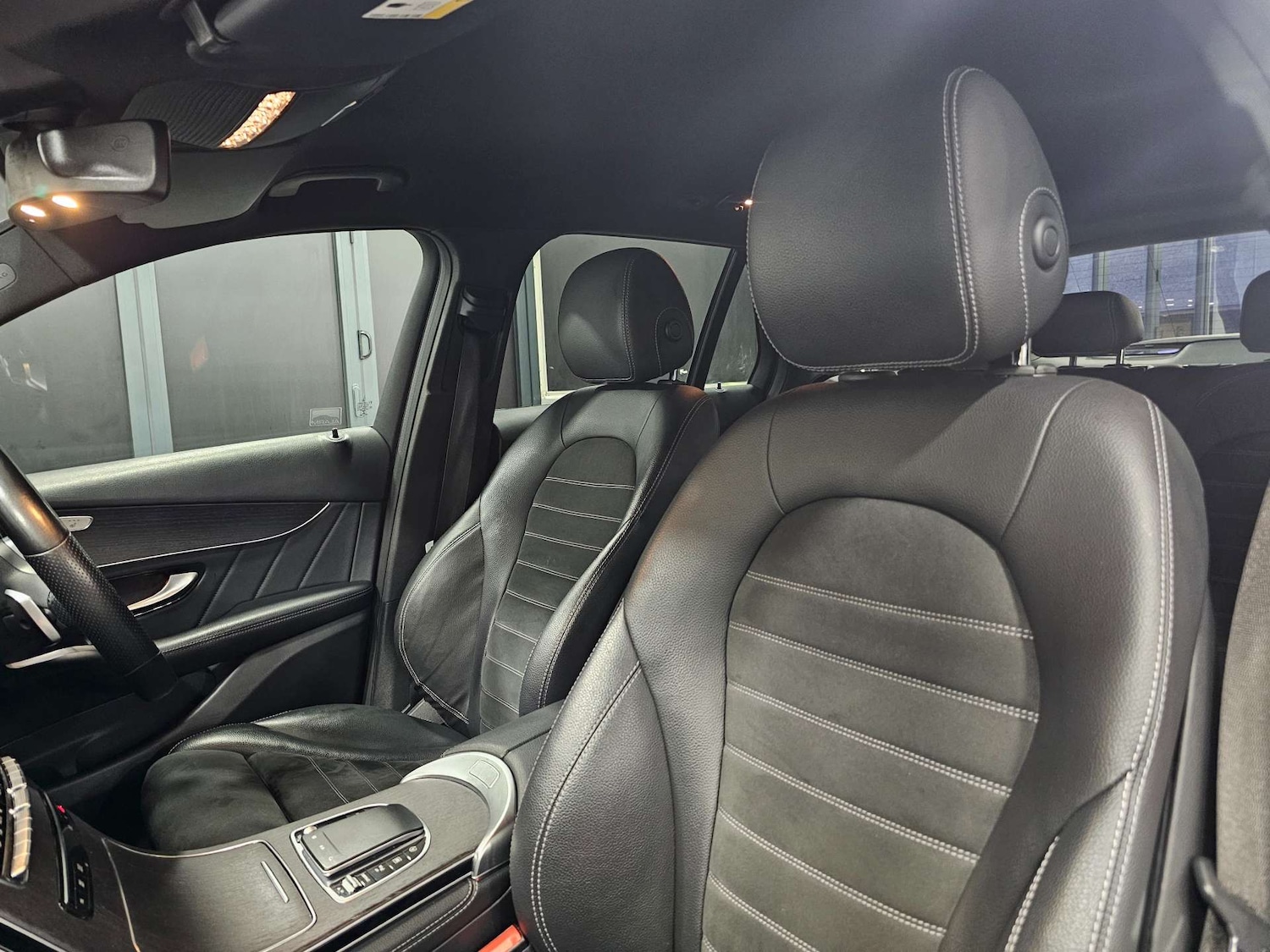 Used Mercedes-Benz GLC 2020 for sale - 76972319: Photo 95