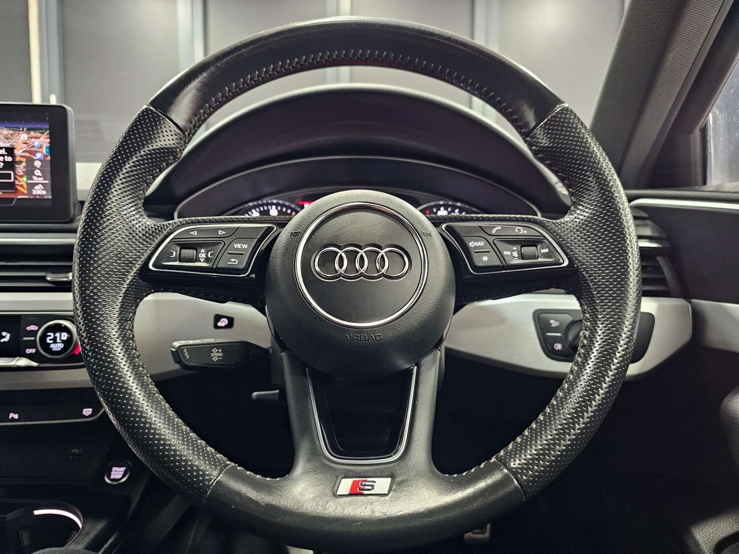 Used Audi A4 2019 for sale - 77762389: Photo 10