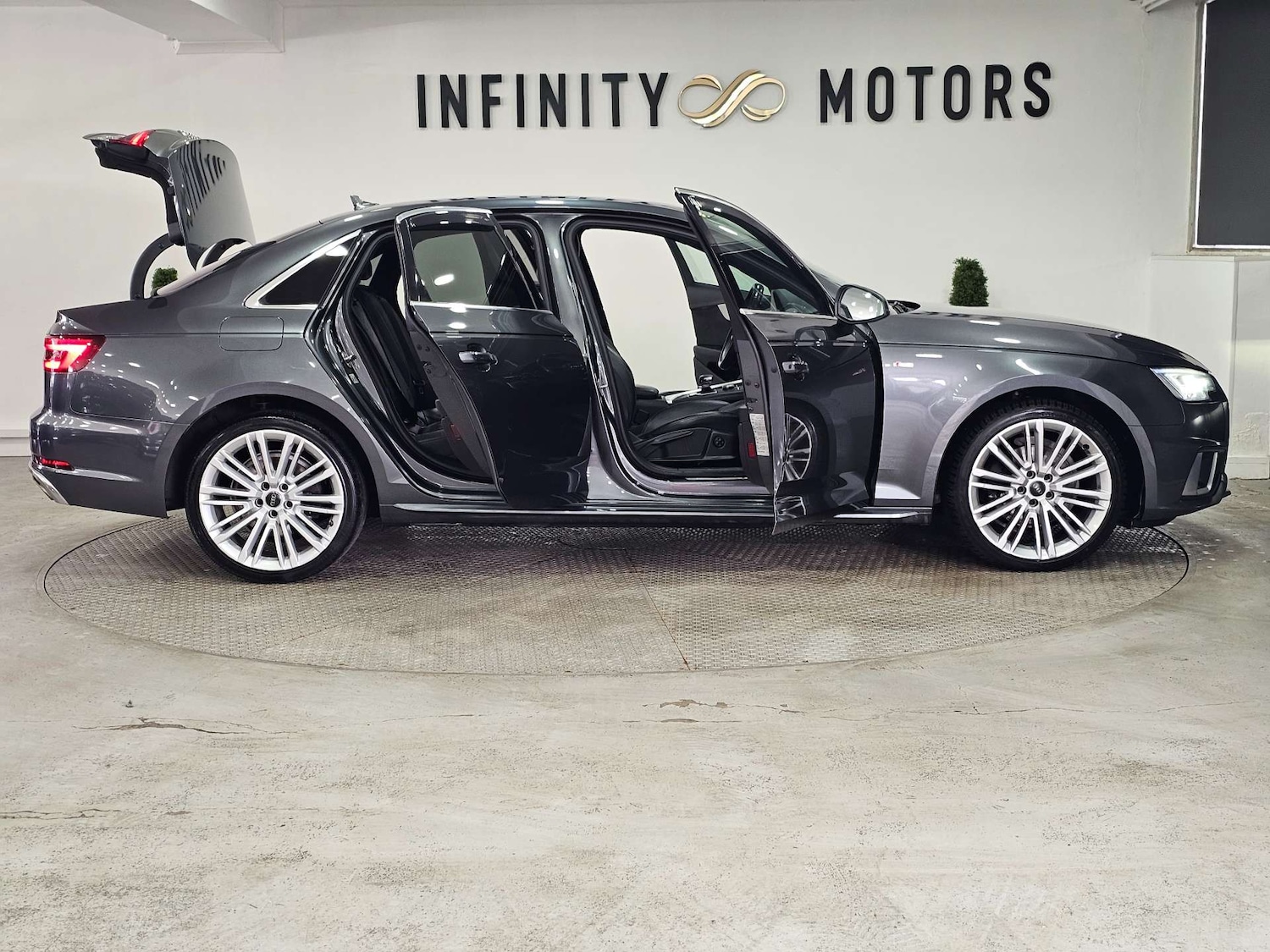 Used Audi A4 2019 for sale - 77762389: Photo 42