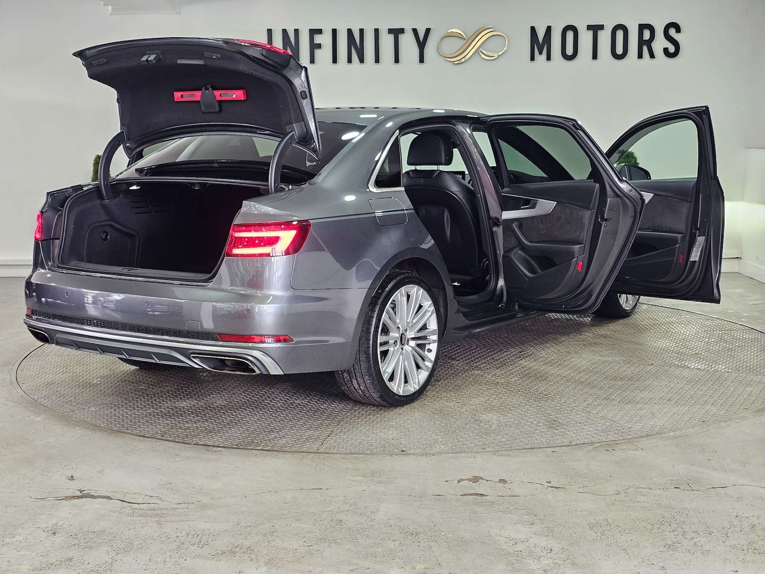 Used Audi A4 2019 for sale - 77762389: Photo 49