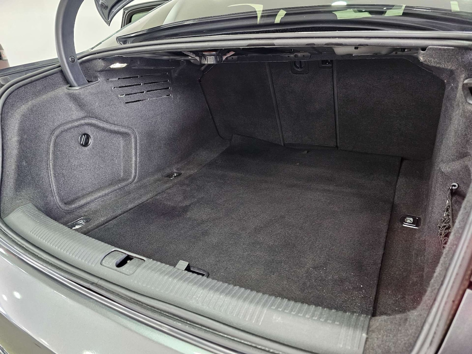 Used Audi A4 2019 for sale - 77762389: Photo 51