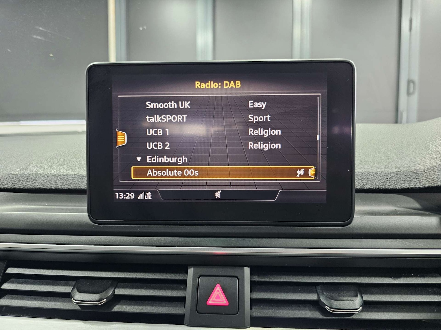 Used Audi A4 2019 for sale - 77762389: Photo 74