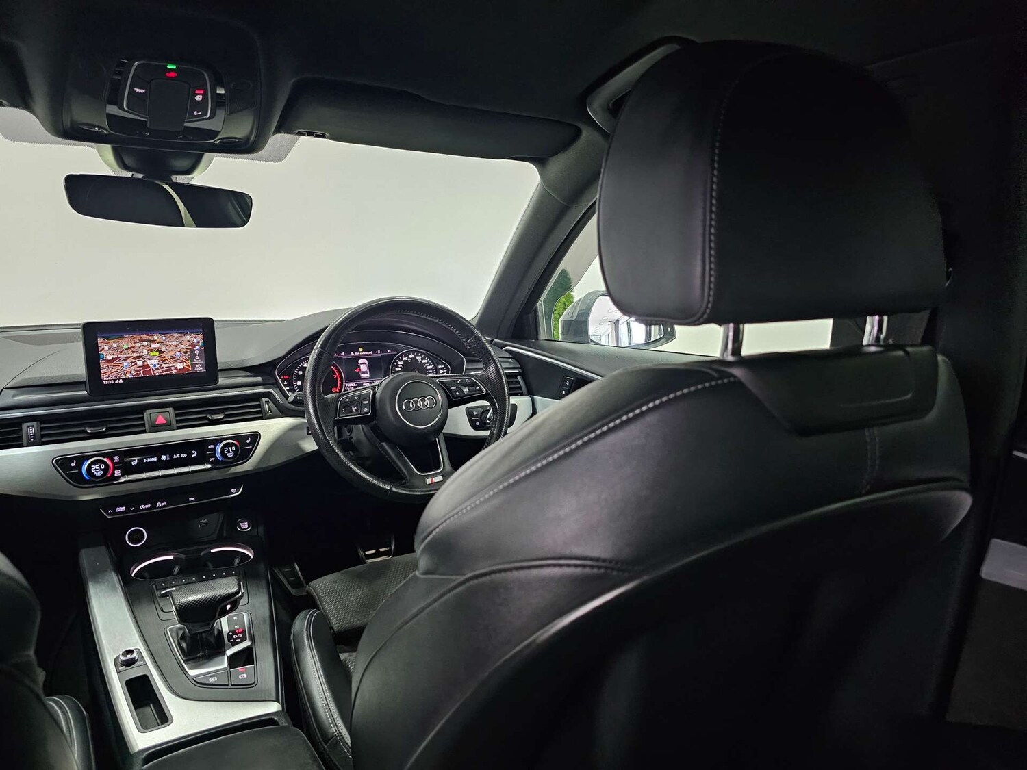 Used Audi A4 2019 for sale - 77762389: Photo 95