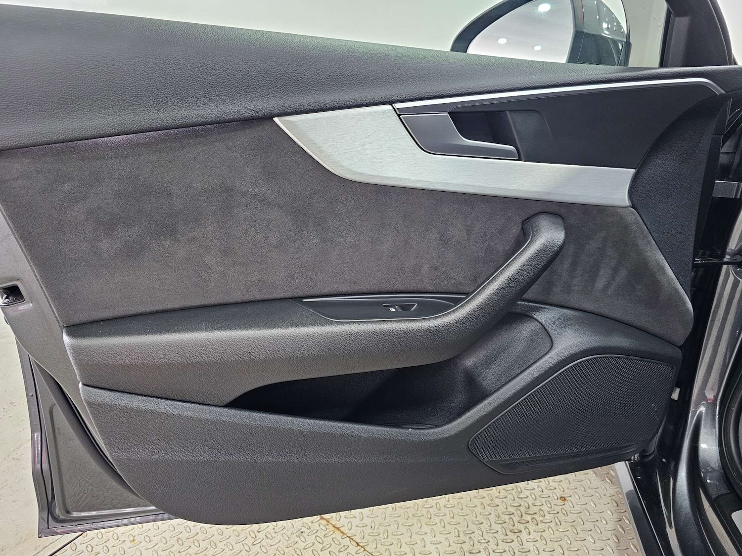 Used Audi A4 2019 for sale - 77762389: Photo 96