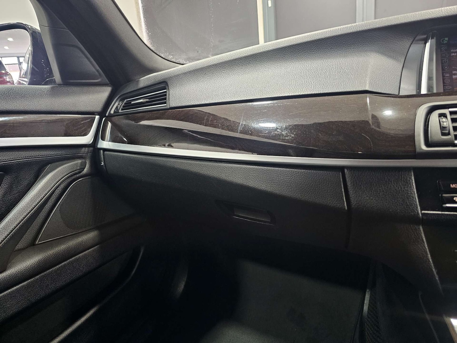 Used BMW 5 Series 2014 for sale - 78011943: Photo 37