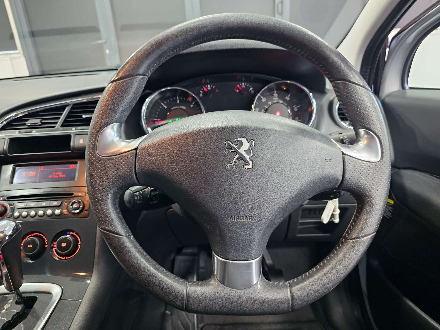 Used Peugeot 3008 2015 for sale - 77494128: Photo 10