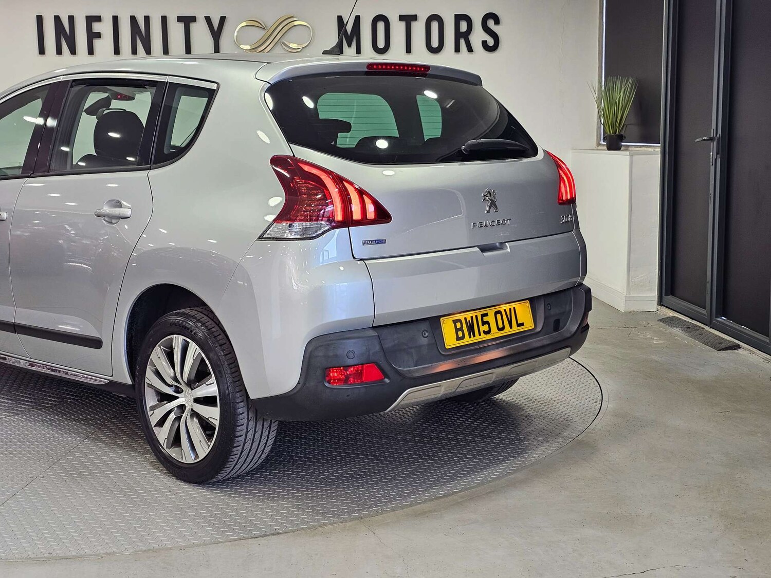 Used Peugeot 3008 2015 for sale - 77494128: Photo 28