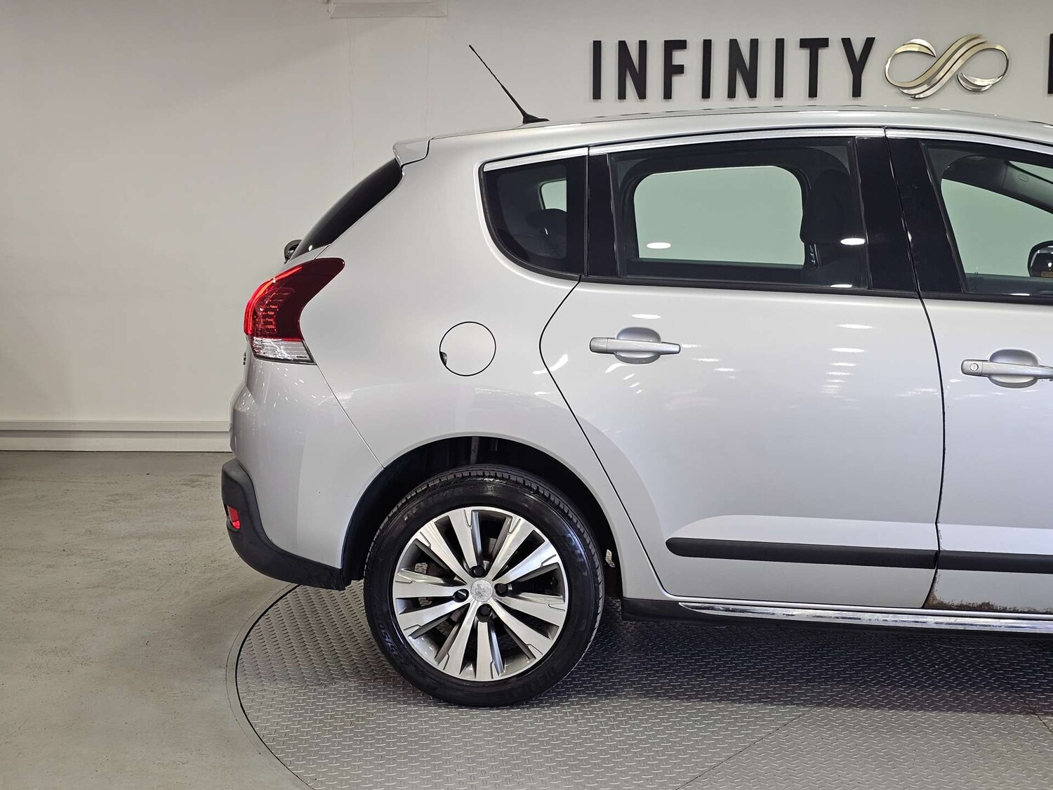 Used Peugeot 3008 2015 for sale - 77494128: Photo 36