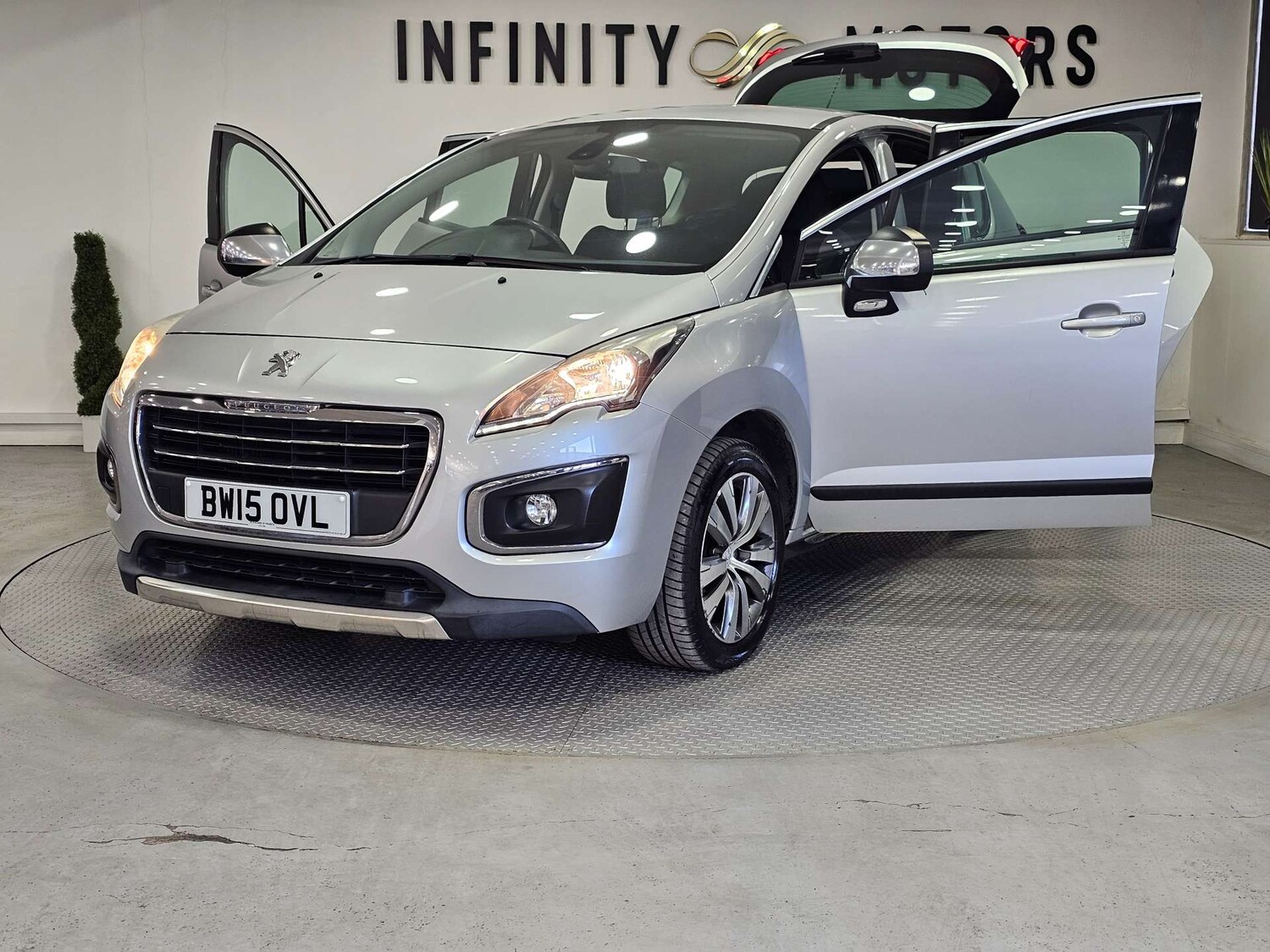 Used Peugeot 3008 2015 for sale - 77494128: Photo 44