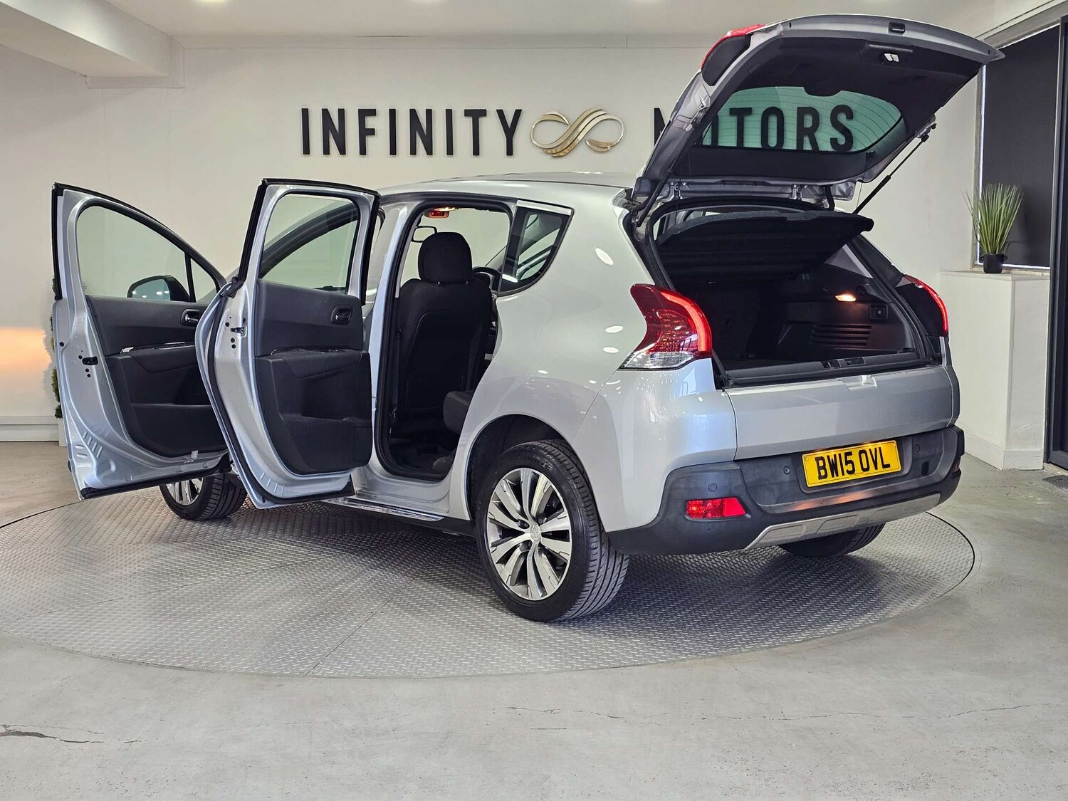 Used Peugeot 3008 2015 for sale - 77494128: Photo 46