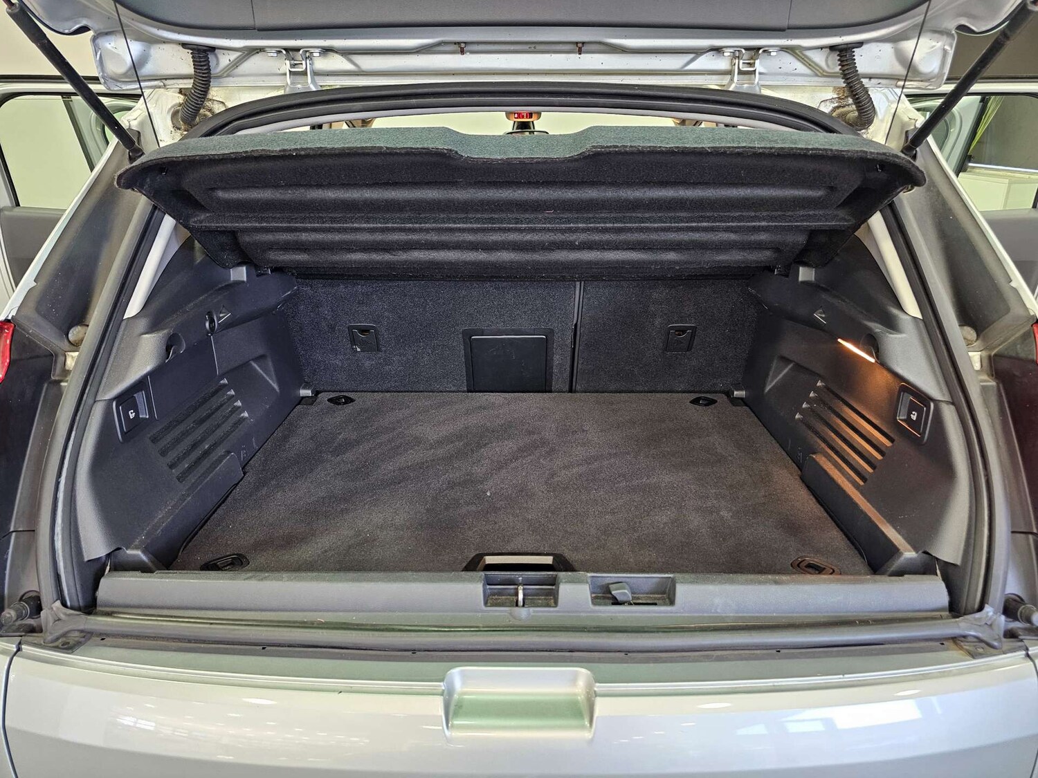 Used Peugeot 3008 2015 for sale - 77494128: Photo 48