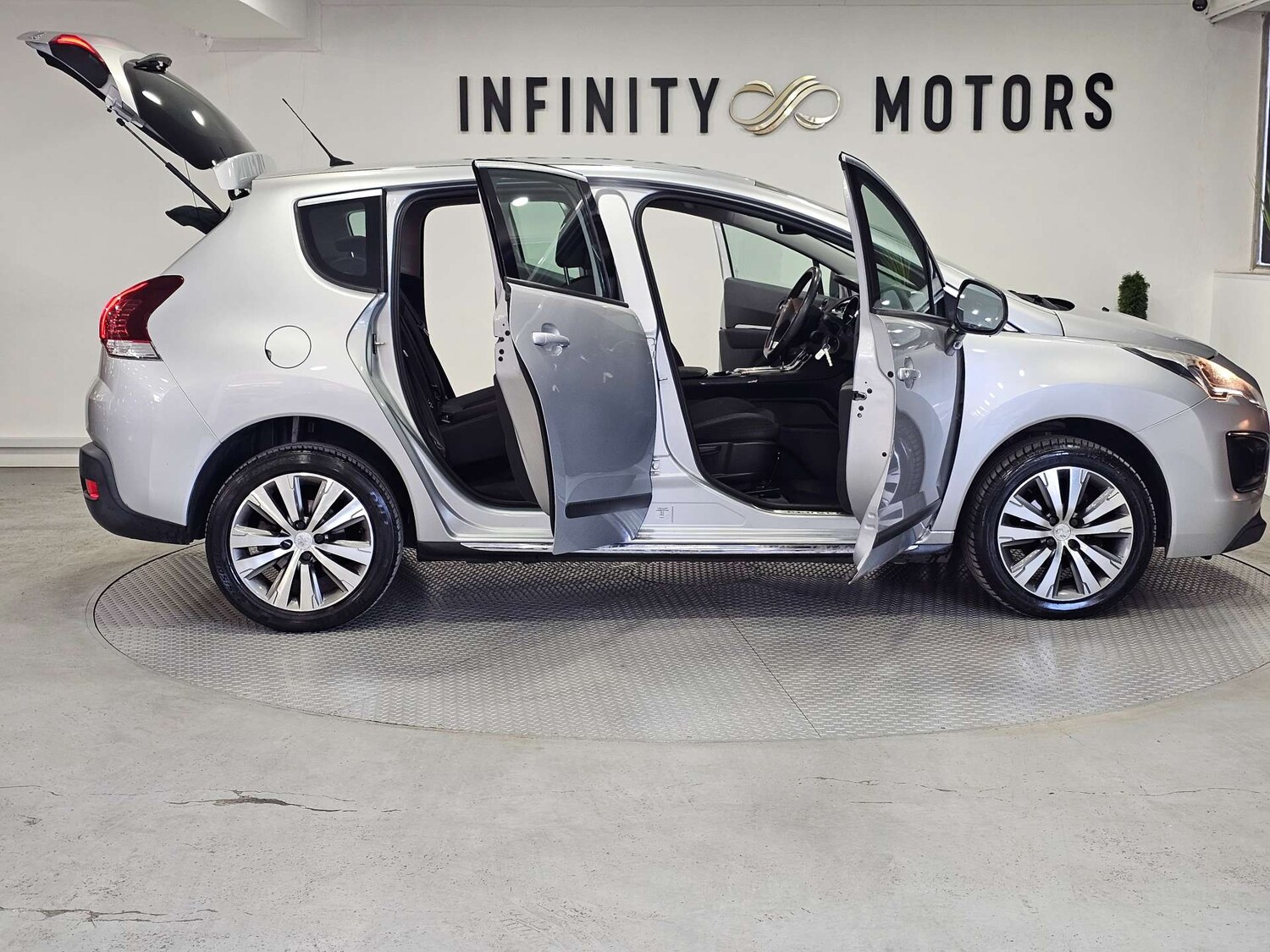 Used Peugeot 3008 2015 for sale - 77494128: Photo 52