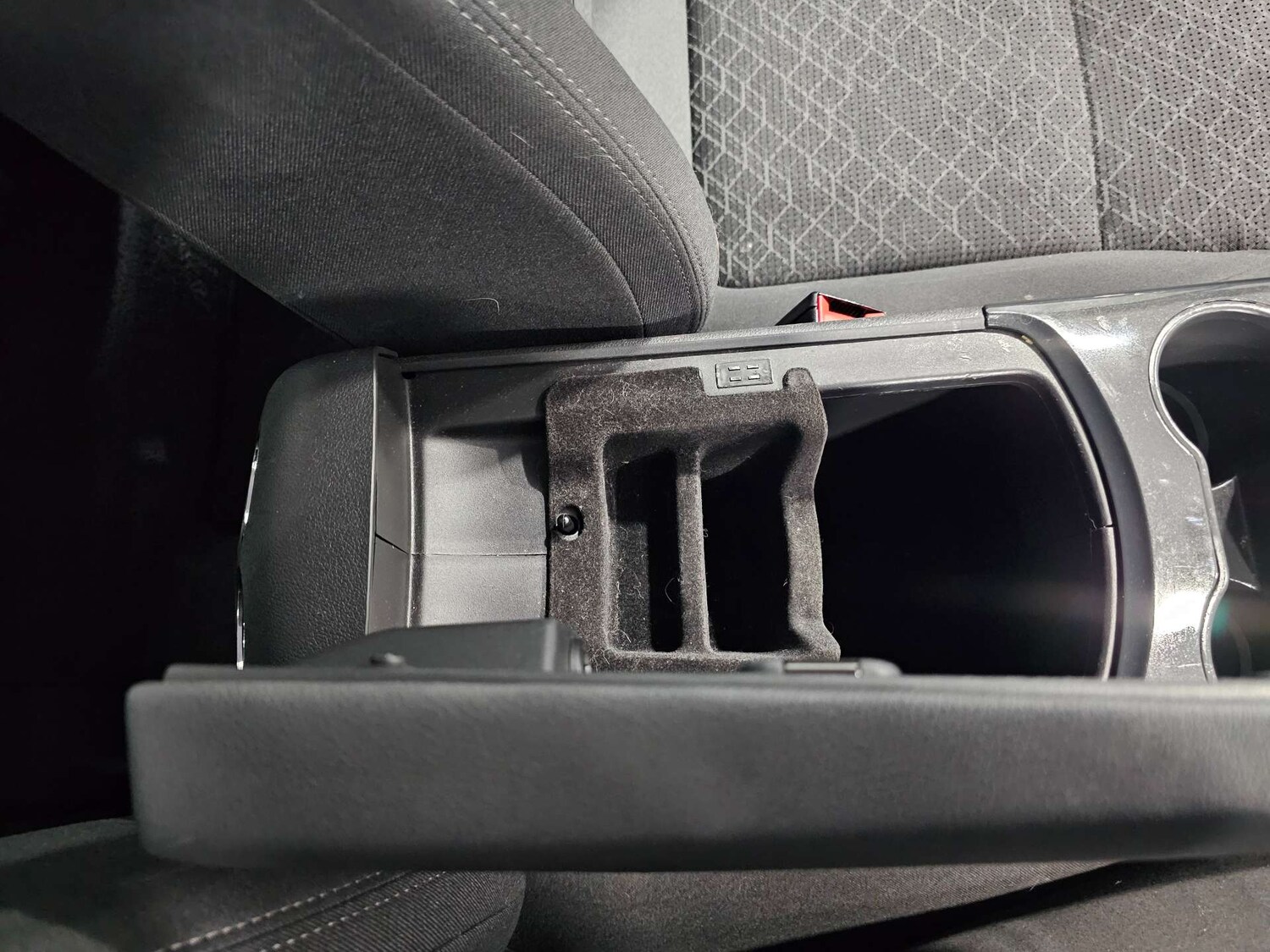 Used Peugeot 3008 2015 for sale - 77494128: Photo 64