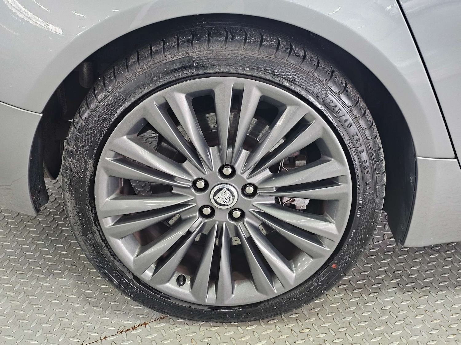 Used Jaguar XF 2010 for sale - 77025181: Photo 22