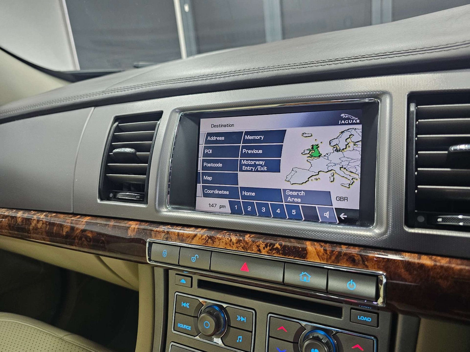 Used Jaguar XF 2010 for sale - 77025181: Photo 66