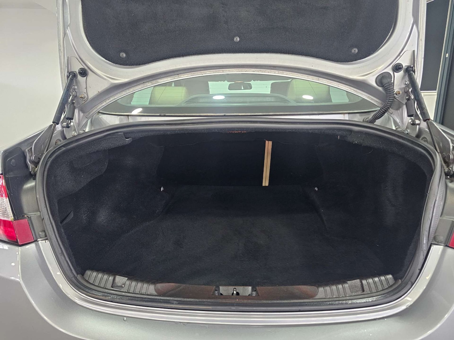 Used Jaguar XF 2010 for sale - 77025181: Photo 79